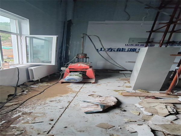 平南地基基础下沉墙体裂缝加固注浆顶升施工